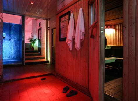 Gay saunas in London